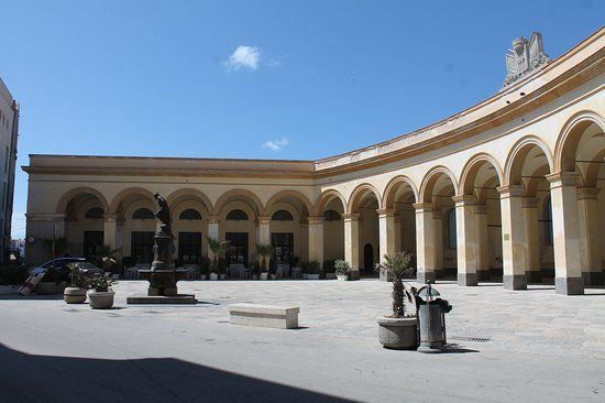 Piazza Mercato del Pesce